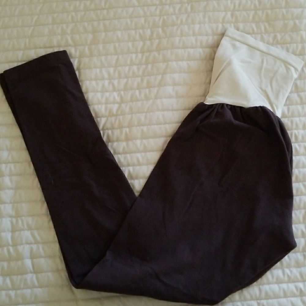 Motherhood Maternity brown leggings